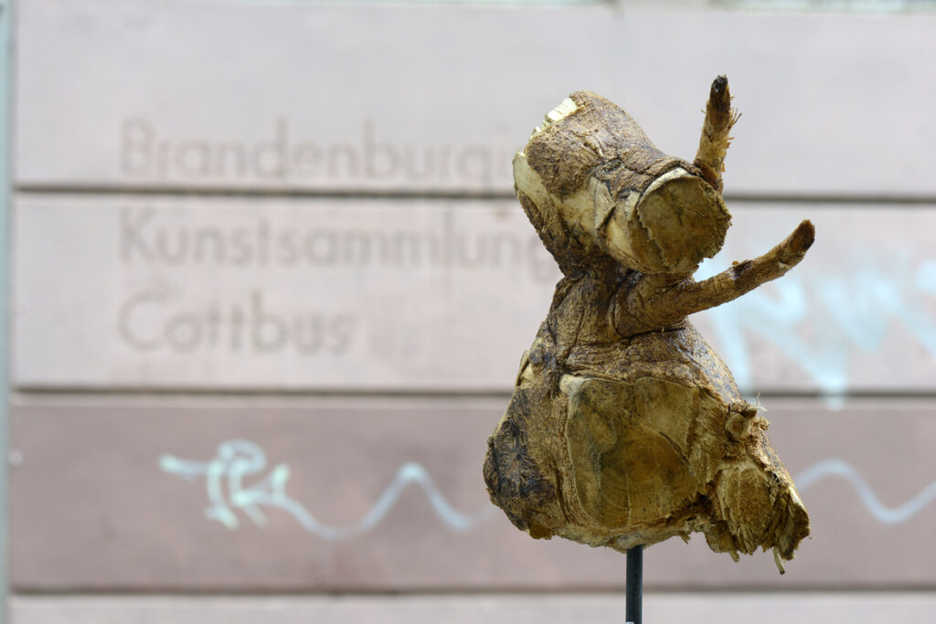 Tagebucheintragungen Frank Weghardts zur Entstehung des Filmes Götter Baum Wurzelbehandlung